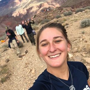 Meet your Posher, Melanie